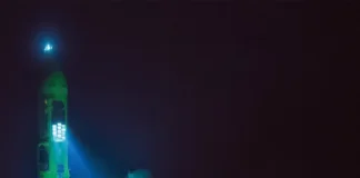 Lugar Mais Profundo do Oceano, 11 mil m, Parece com a Lua e Tem Vida