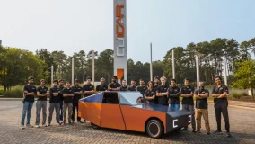 Inovação dos Sonhos: Carro Elétrico Criado Por Estudantes Gera Mais Energia do Que Consome | Nature & Space